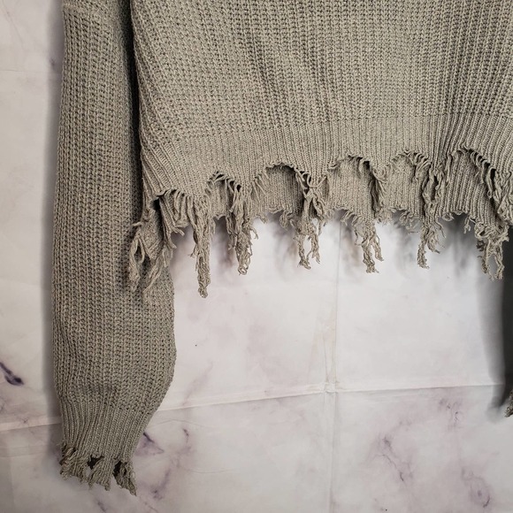 ZAFUL Gray Ripped V-neck Knitted Sweater Pullover OS - Picture 3 of 9